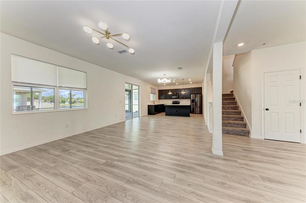For Rent: $3,500 (4 beds, 2 baths, 3022 Square Feet)