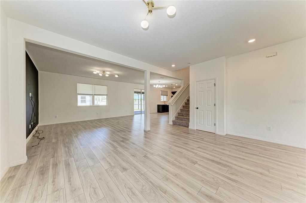 For Rent: $3,500 (4 beds, 2 baths, 3022 Square Feet)