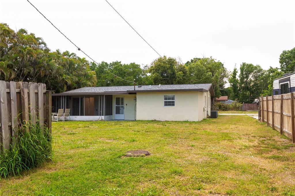 For Sale: $335,000 (3 beds, 2 baths, 1630 Square Feet)