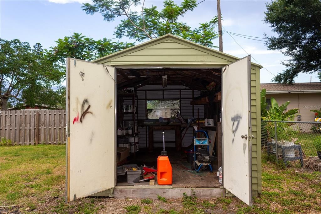 For Sale: $335,000 (3 beds, 2 baths, 1630 Square Feet)