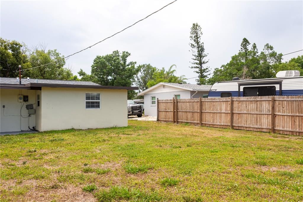 For Sale: $335,000 (3 beds, 2 baths, 1630 Square Feet)