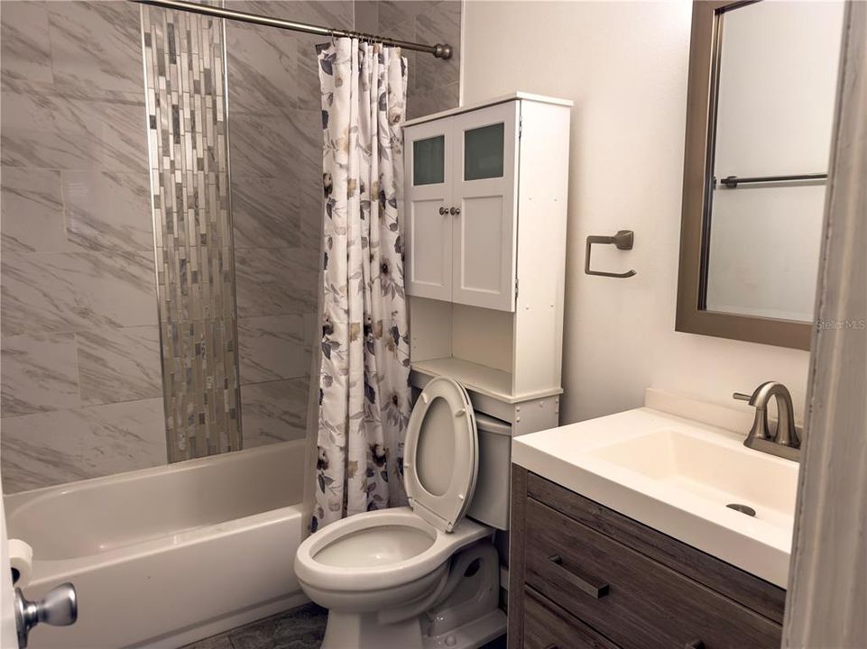 For Sale: $335,000 (3 beds, 2 baths, 1630 Square Feet)