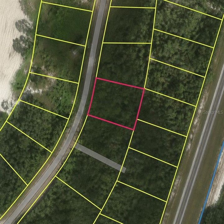 На продажу: $19,900 (0.35 acres)