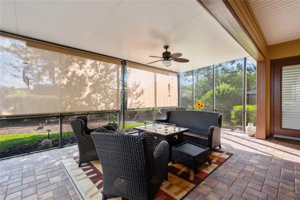 For Sale: $600,000 (3 beds, 3 baths, 2755 Square Feet)