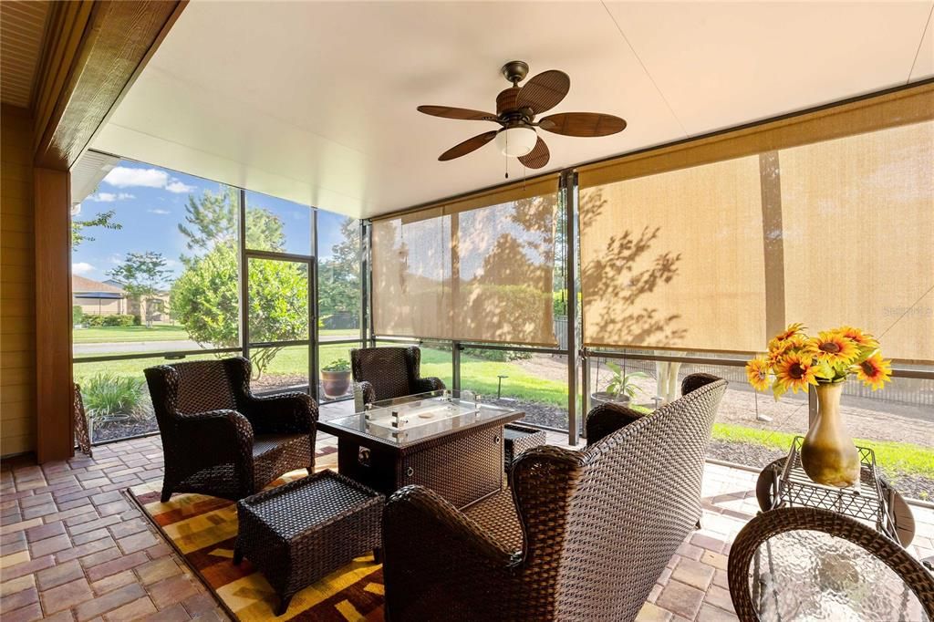For Sale: $600,000 (3 beds, 3 baths, 2755 Square Feet)