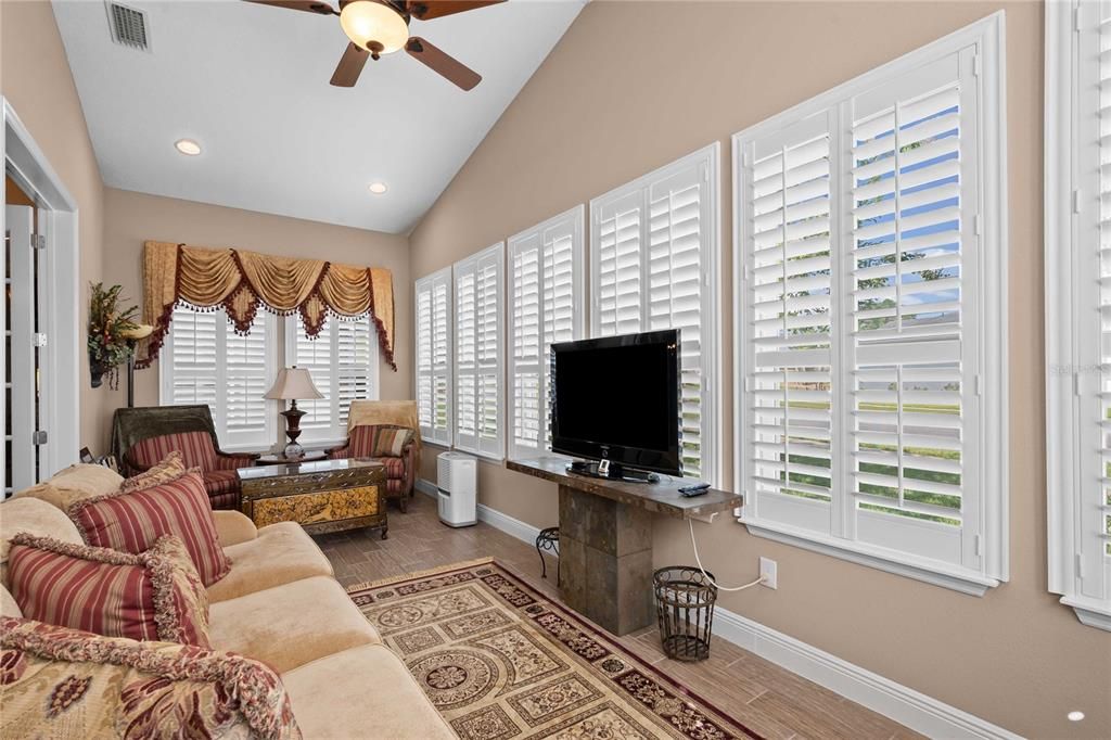 For Sale: $600,000 (3 beds, 3 baths, 2755 Square Feet)