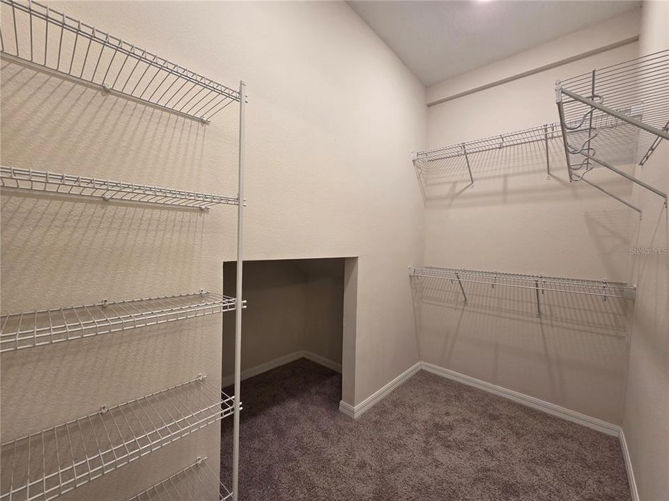 В аренду: $3,500 (4 спален, 3 ванн, 2423 Квадратных фут)