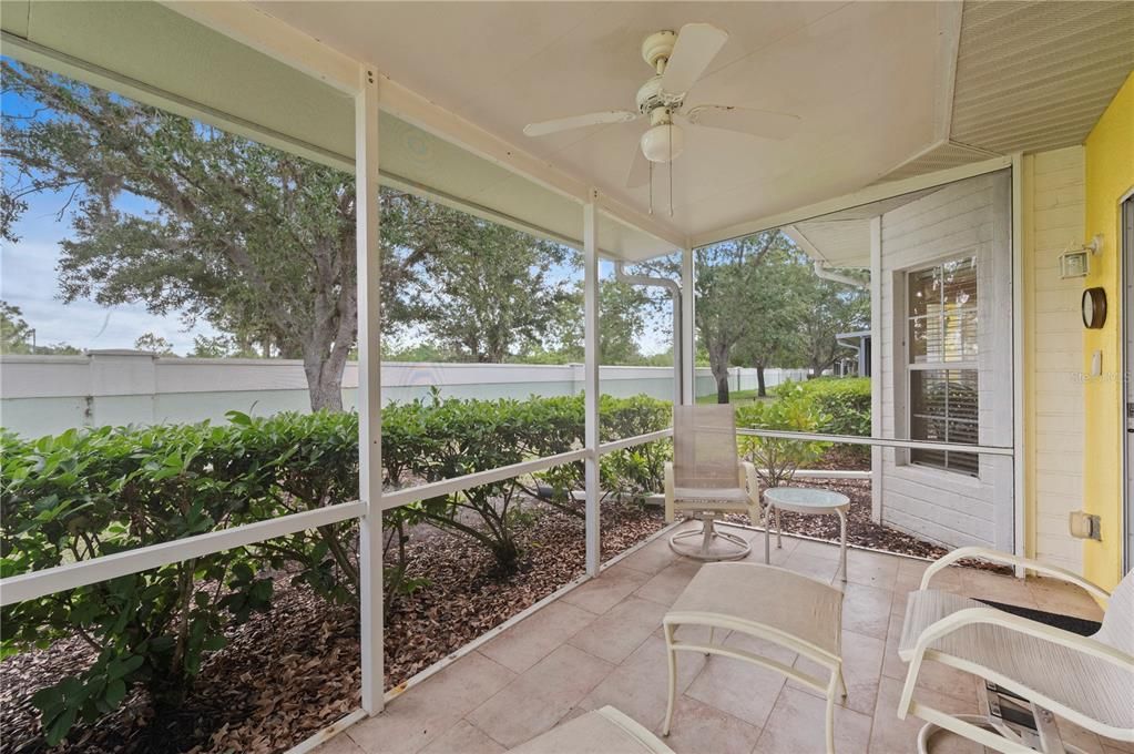 Activo con contrato: $249,900 (2 camas, 2 baños, 1368 Pies cuadrados)