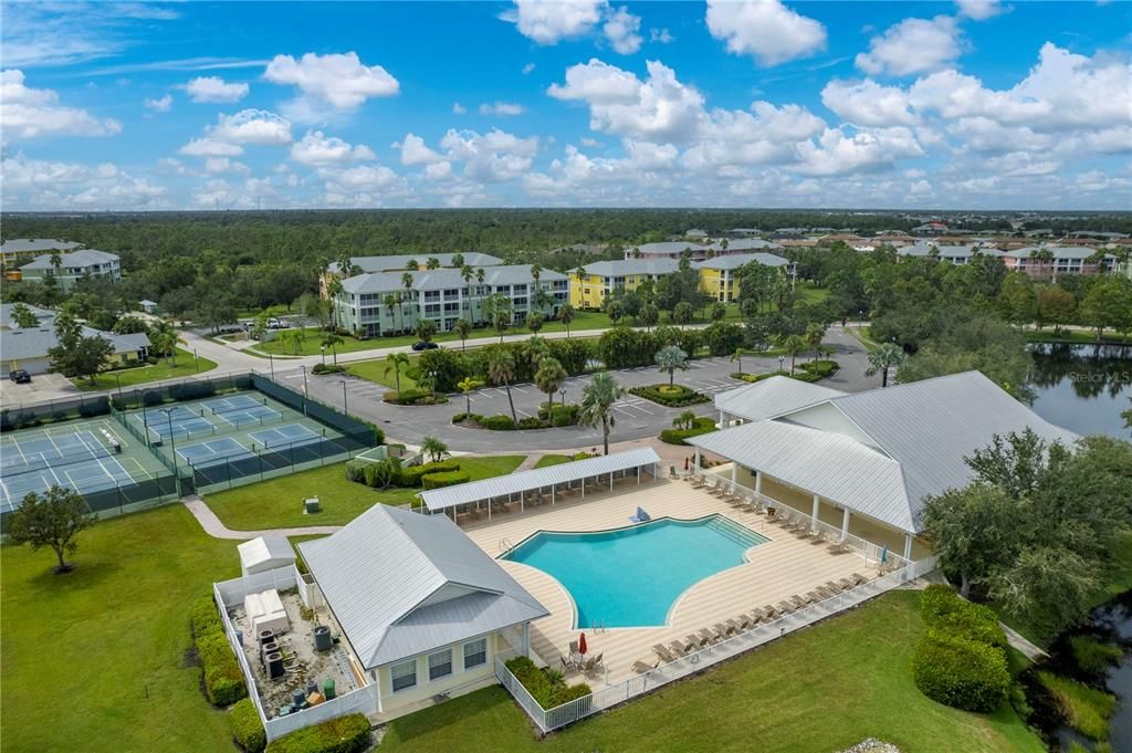 Activo con contrato: $249,900 (2 camas, 2 baños, 1368 Pies cuadrados)
