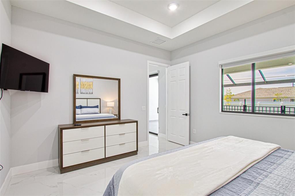 Activo con contrato: $499,900 (4 camas, 2 baños, 1736 Pies cuadrados)