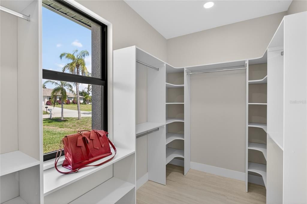 For Sale: $629,000 (4 beds, 3 baths, 2108 Square Feet)