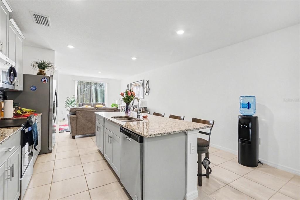 En Venta: $340,000 (3 camas, 2 baños, 1500 Pies cuadrados)