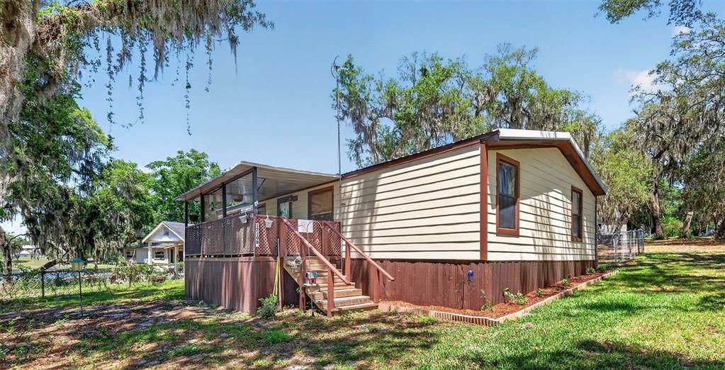 For Sale: $209,000 (3 beds, 2 baths, 1152 Square Feet)