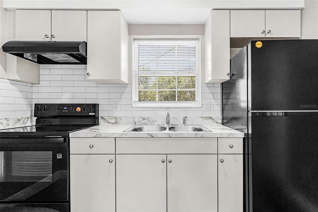For Sale: $399,000 (4 beds, 0 baths, 1340 Square Feet)