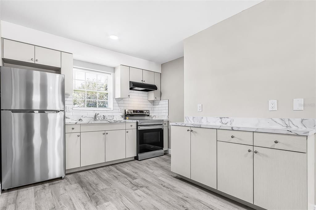 For Sale: $399,000 (4 beds, 0 baths, 1340 Square Feet)