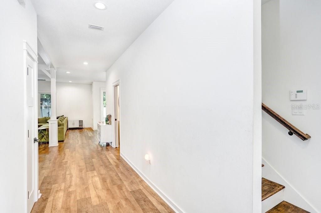 En Venta: $849,900 (3 camas, 2 baños, 2265 Pies cuadrados)