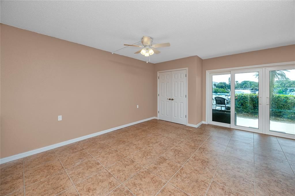 For Sale: $530,000 (2 beds, 2 baths, 1008 Square Feet)
