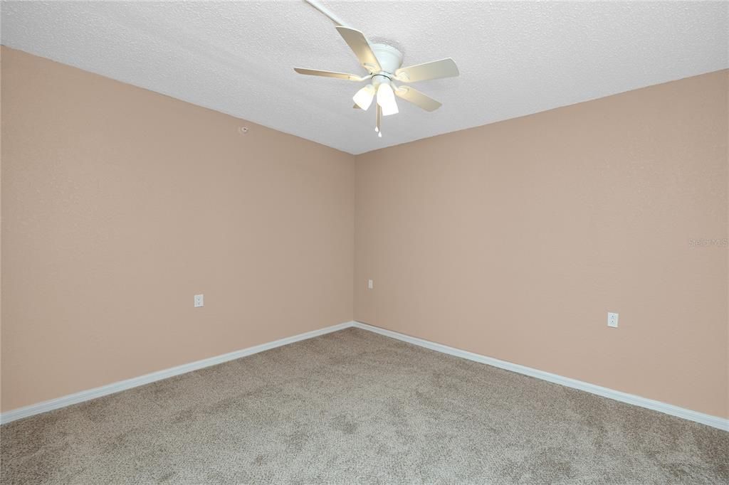 For Sale: $530,000 (2 beds, 2 baths, 1008 Square Feet)
