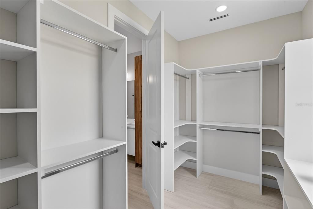 For Sale: $609,000 (4 beds, 3 baths, 2108 Square Feet)
