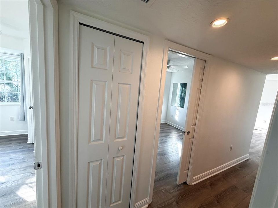 For Sale: $259,000 (3 beds, 2 baths, 1168 Square Feet)