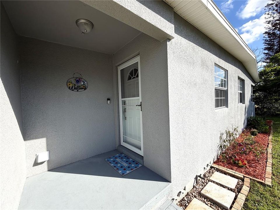 For Sale: $259,000 (3 beds, 2 baths, 1168 Square Feet)