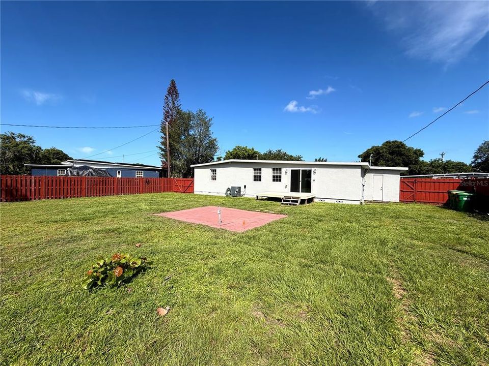 For Sale: $259,000 (3 beds, 2 baths, 1168 Square Feet)
