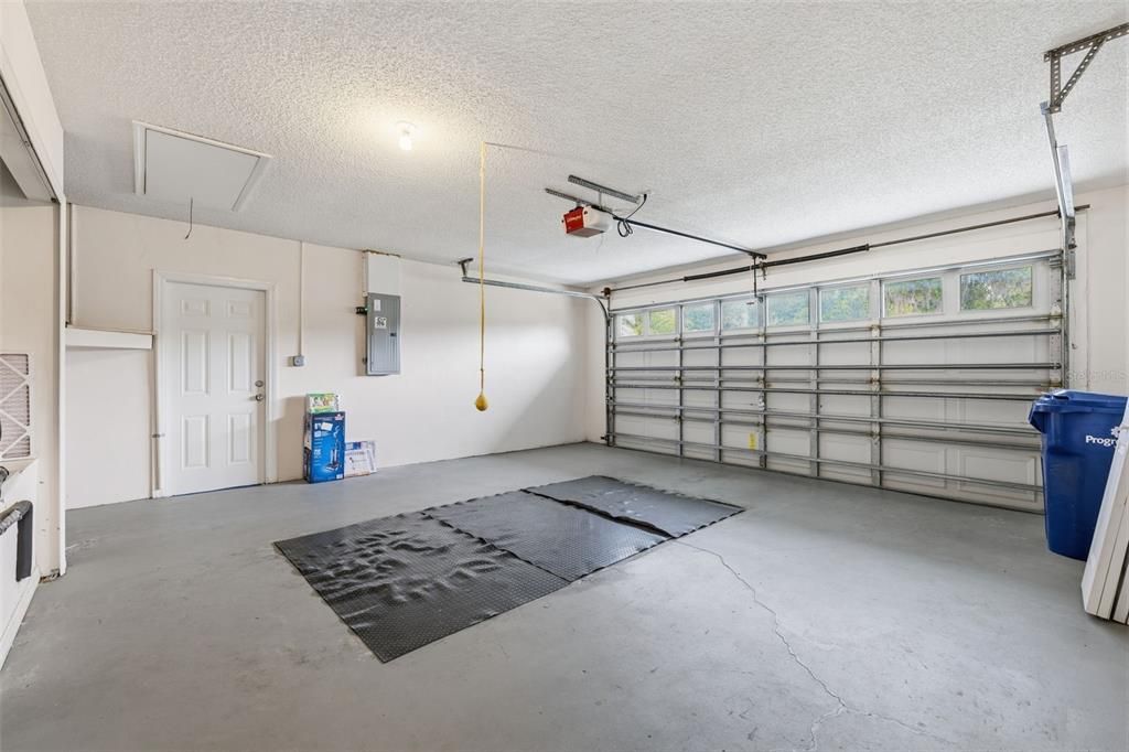 En Venta: $425,000 (3 camas, 2 baños, 2316 Pies cuadrados)
