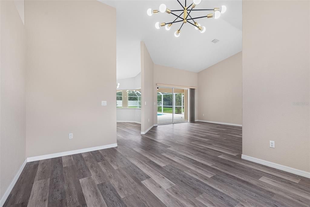 В аренду: $3,000 (3 спален, 2 ванн, 2033 Квадратных фут)
