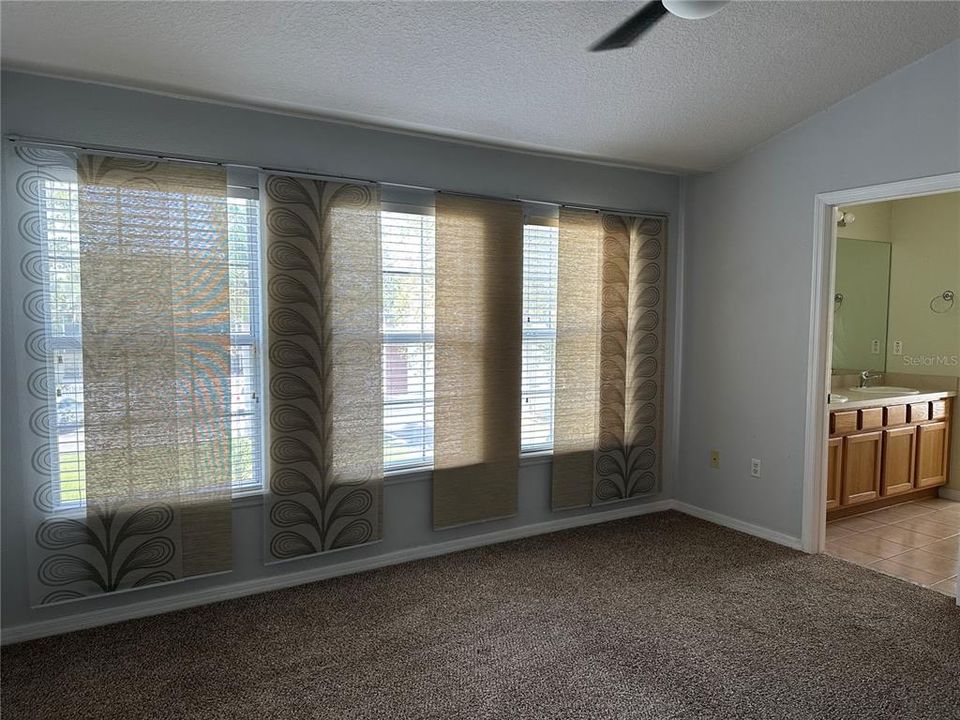 For Rent: $2,850 (3 beds, 2 baths, 1480 Square Feet)