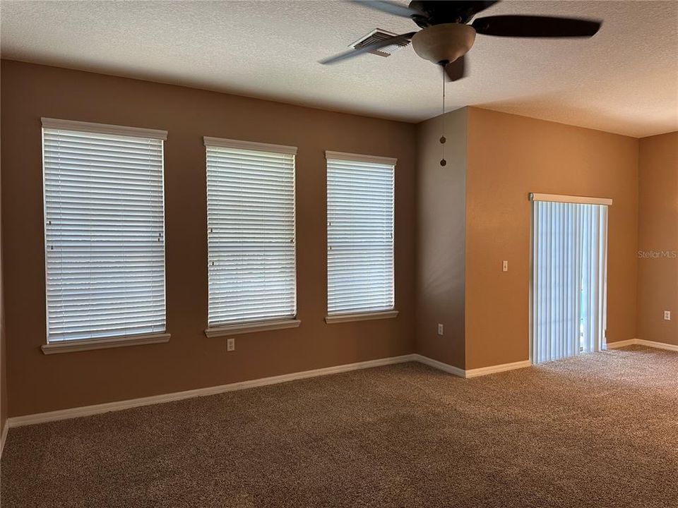 For Rent: $2,850 (3 beds, 2 baths, 1480 Square Feet)