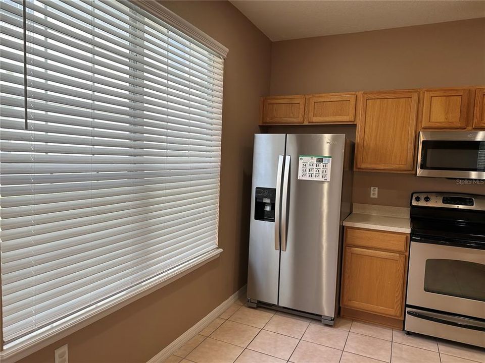 For Rent: $2,850 (3 beds, 2 baths, 1480 Square Feet)