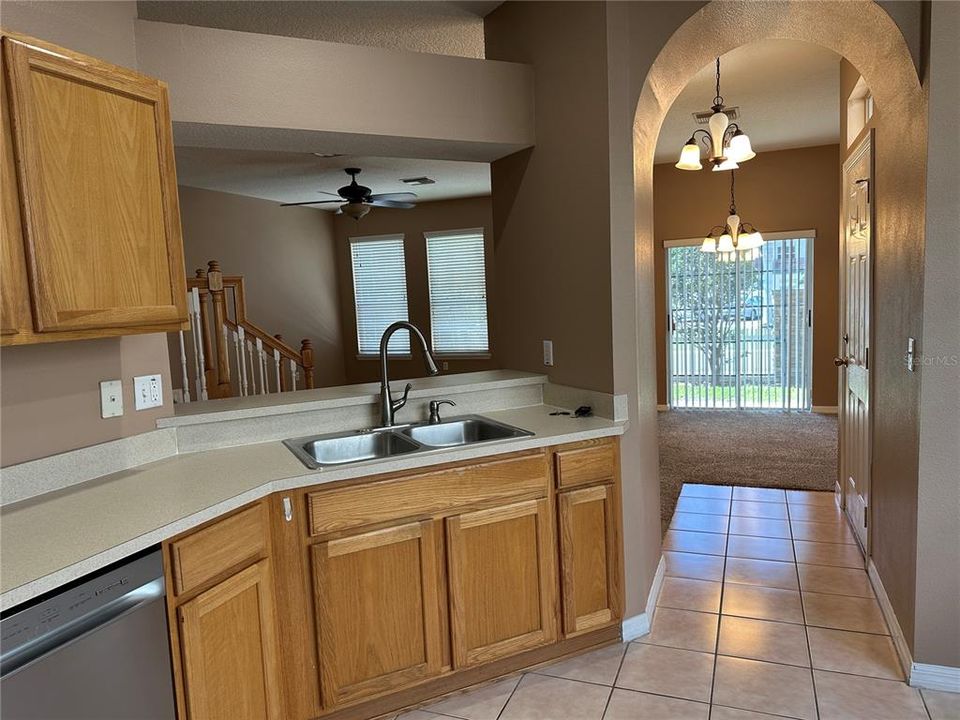 For Rent: $2,850 (3 beds, 2 baths, 1480 Square Feet)