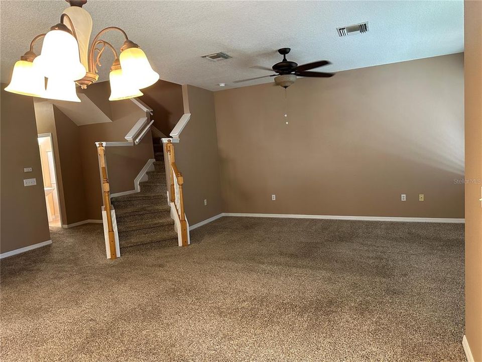 For Rent: $2,850 (3 beds, 2 baths, 1480 Square Feet)