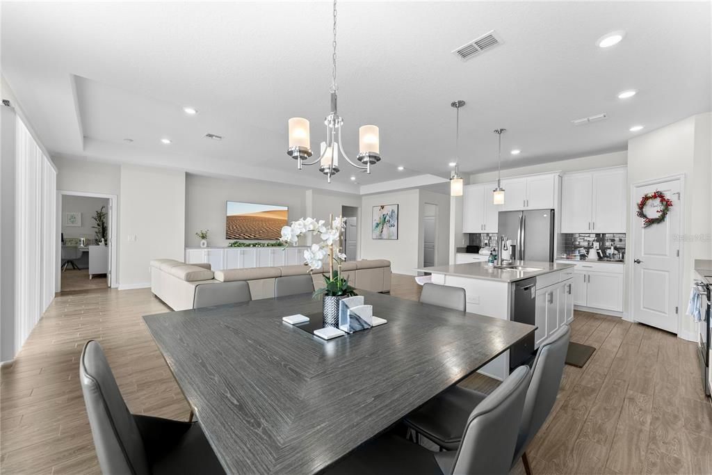 For Rent: $3,500 (4 beds, 3 baths, 2655 Square Feet)