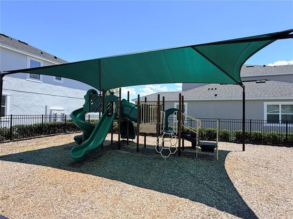 For Sale: $425,000 (3 beds, 2 baths, 1476 Square Feet)