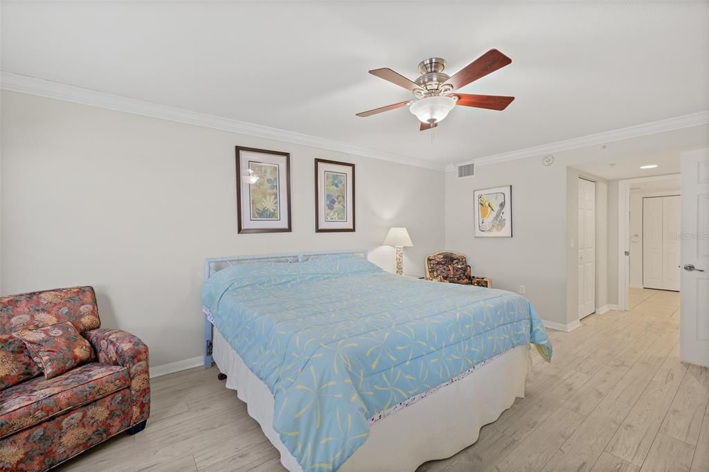 For Sale: $400,000 (3 beds, 2 baths, 2055 Square Feet)