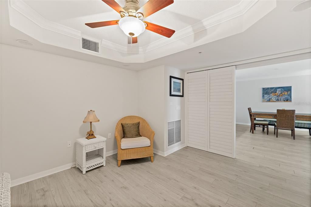 For Sale: $400,000 (3 beds, 2 baths, 2055 Square Feet)
