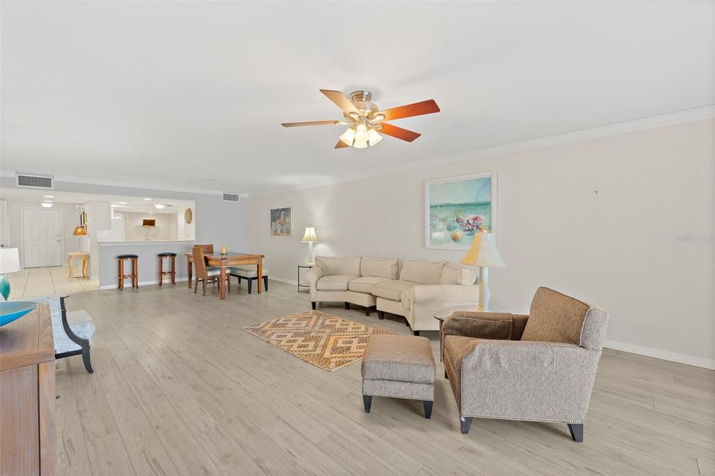 For Sale: $400,000 (3 beds, 2 baths, 2055 Square Feet)
