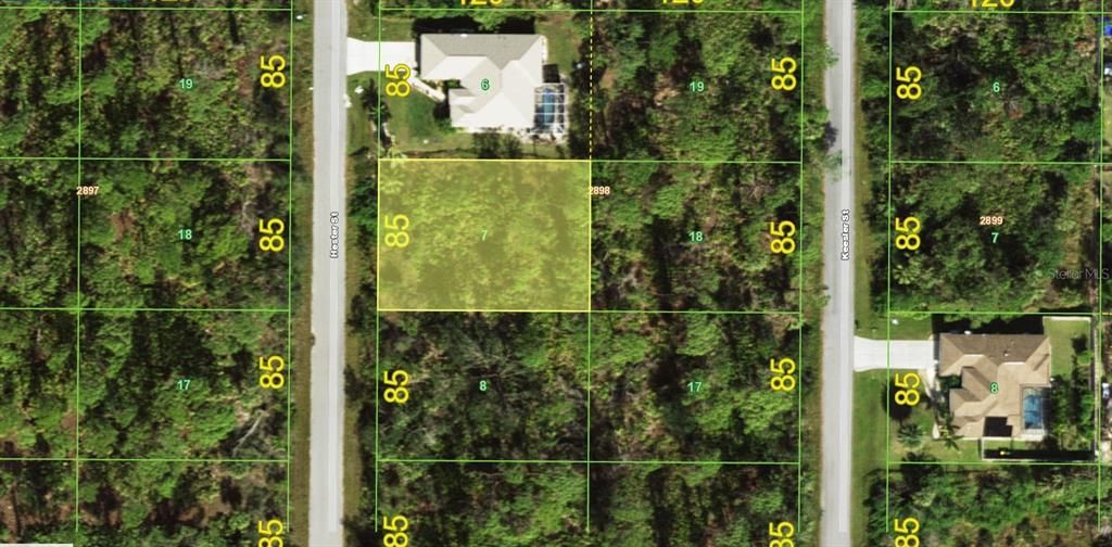 待售: $13,900 (0.23 acres)