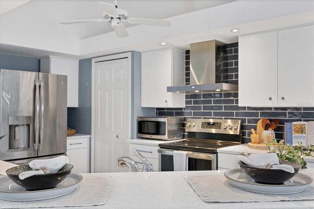 For Rent: $2,700 (3 beds, 2 baths, 1786 Square Feet)