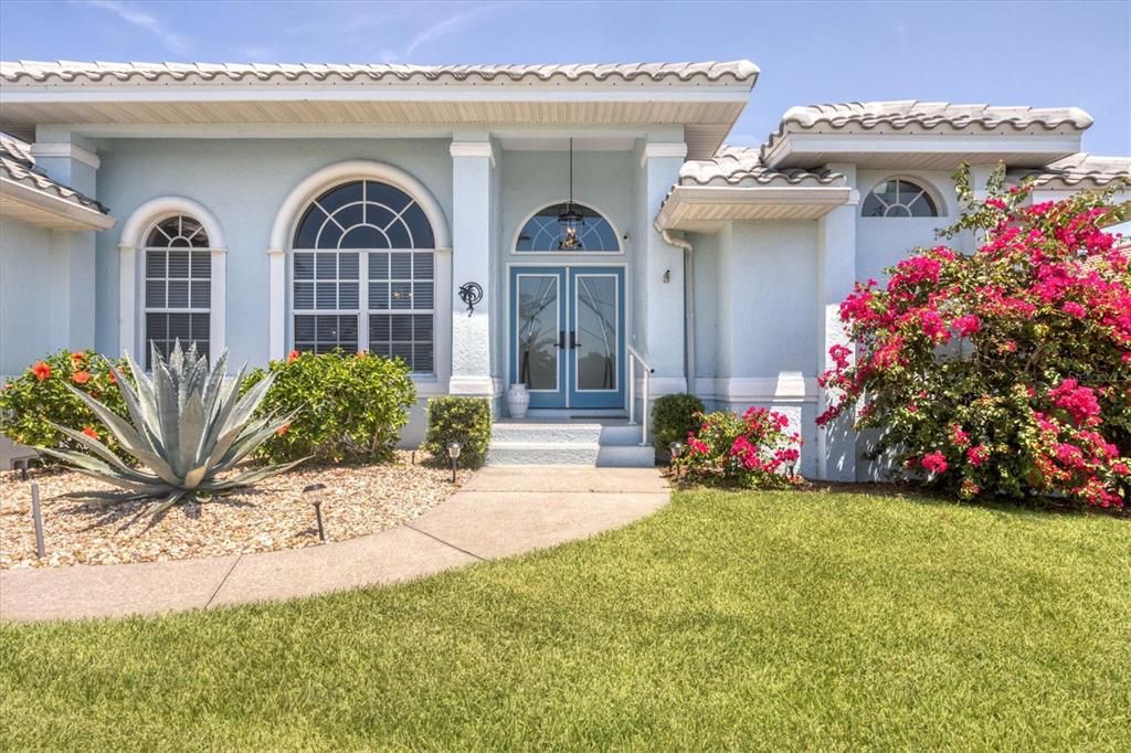 For Rent: $2,700 (3 beds, 2 baths, 1786 Square Feet)