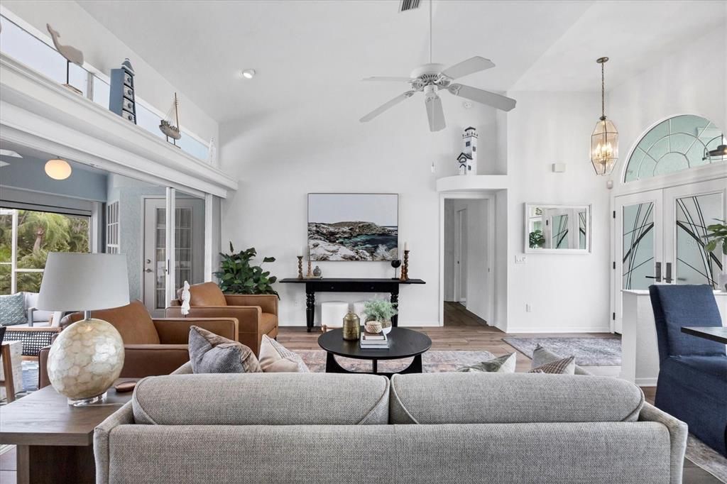 For Rent: $2,700 (3 beds, 2 baths, 1786 Square Feet)