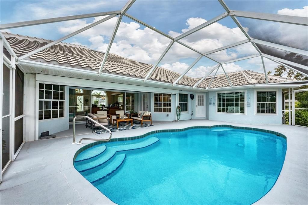 For Rent: $2,700 (3 beds, 2 baths, 1786 Square Feet)