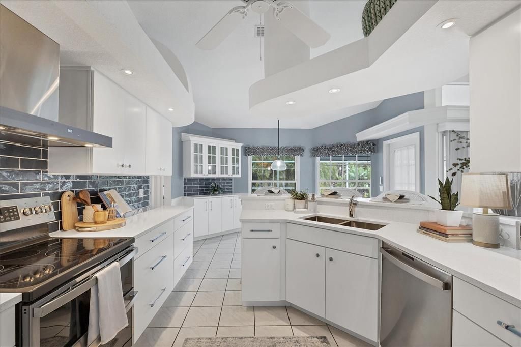 For Rent: $2,700 (3 beds, 2 baths, 1786 Square Feet)
