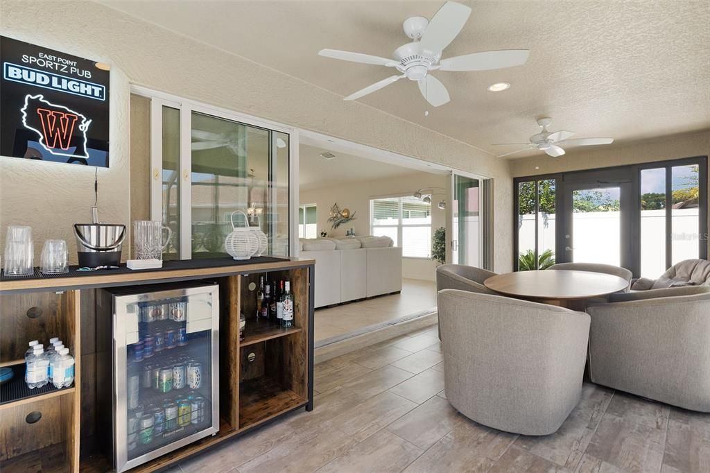 For Sale: $582,500 (3 beds, 2 baths, 1851 Square Feet)