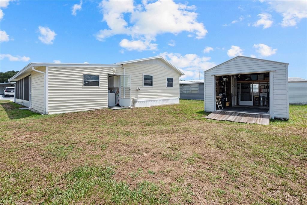 На продажу: $179,900 (2 спален, 1 ванн, 768 Квадратных фут)