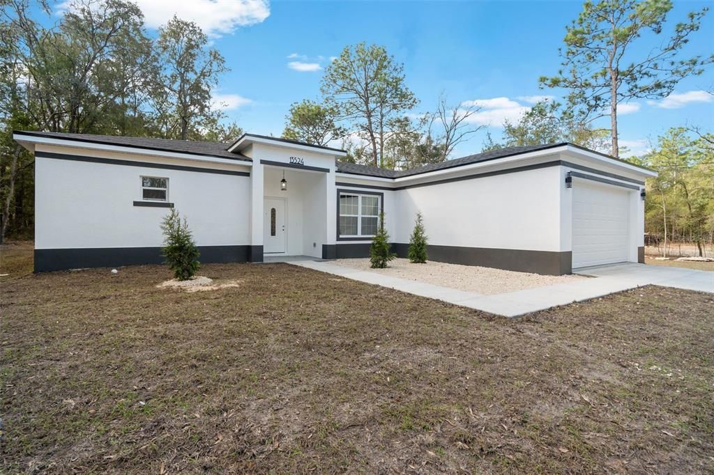 For Sale: $359,000 (3 beds, 2 baths, 1648 Square Feet)