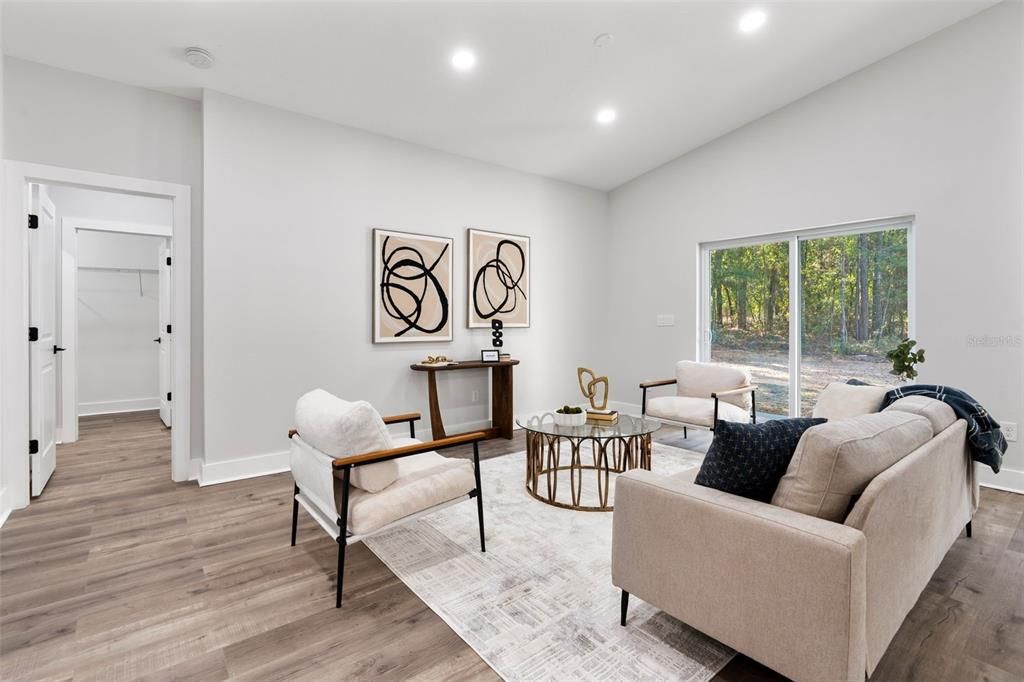 For Sale: $359,000 (3 beds, 2 baths, 1648 Square Feet)