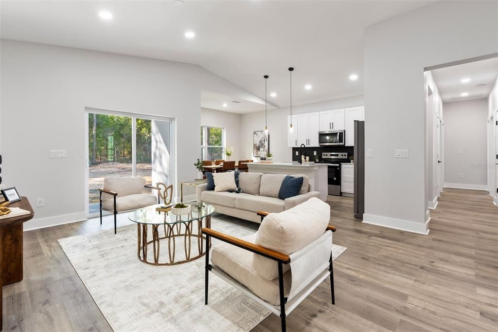 For Sale: $359,000 (3 beds, 2 baths, 1648 Square Feet)