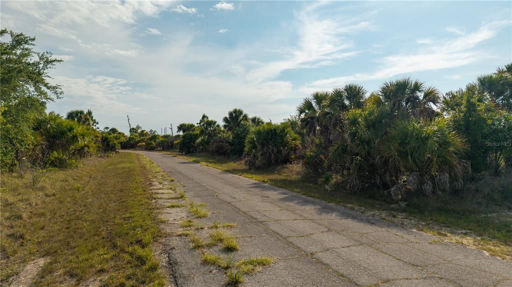 En Venta: $12,000 (0.23 acres)